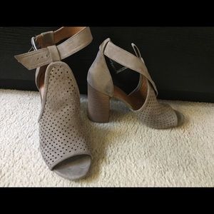 Brand new shoes size 10